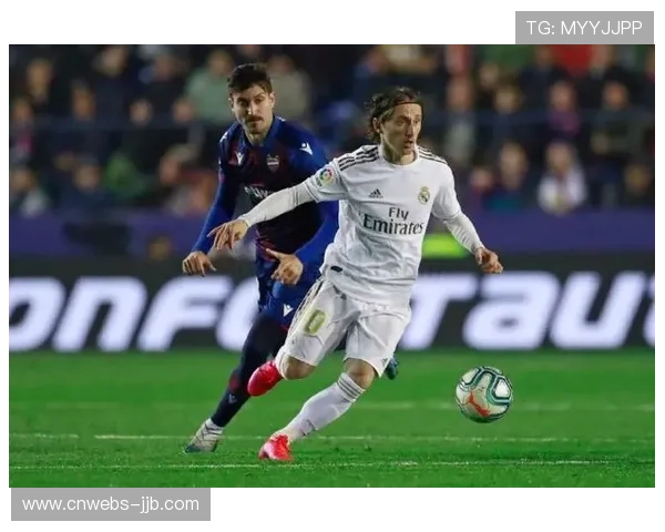 皇马主场2-0莱万特，过程平淡结果务实